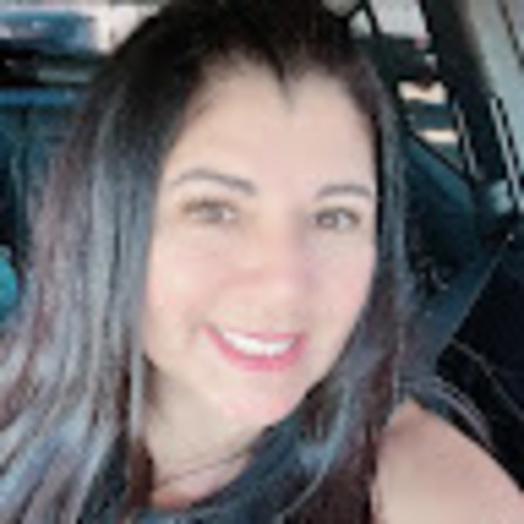 Meet your Posher, Linda - Picture 1 of 1